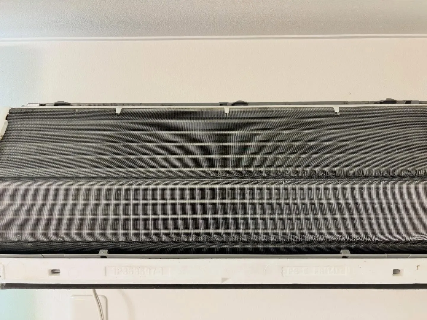 エアコンの中、最近覗いてみましたか？見えない部分にホコリやカ...