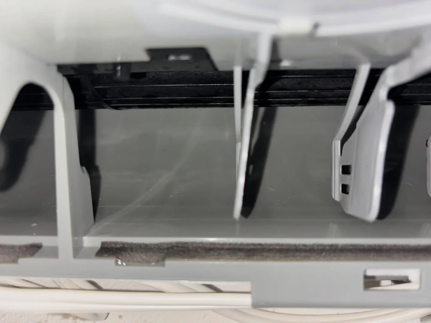 エアコンクリーニングしてますか？フィルターに溜まったカビや埃...