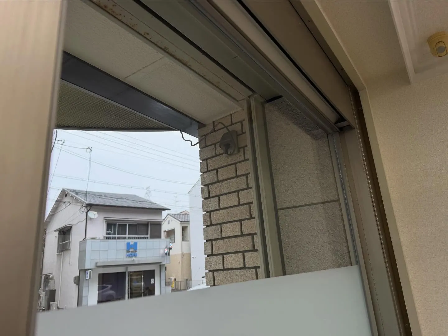 こんばんは！汚れに厳しく、人に優しいスミレです！今日はガラス...