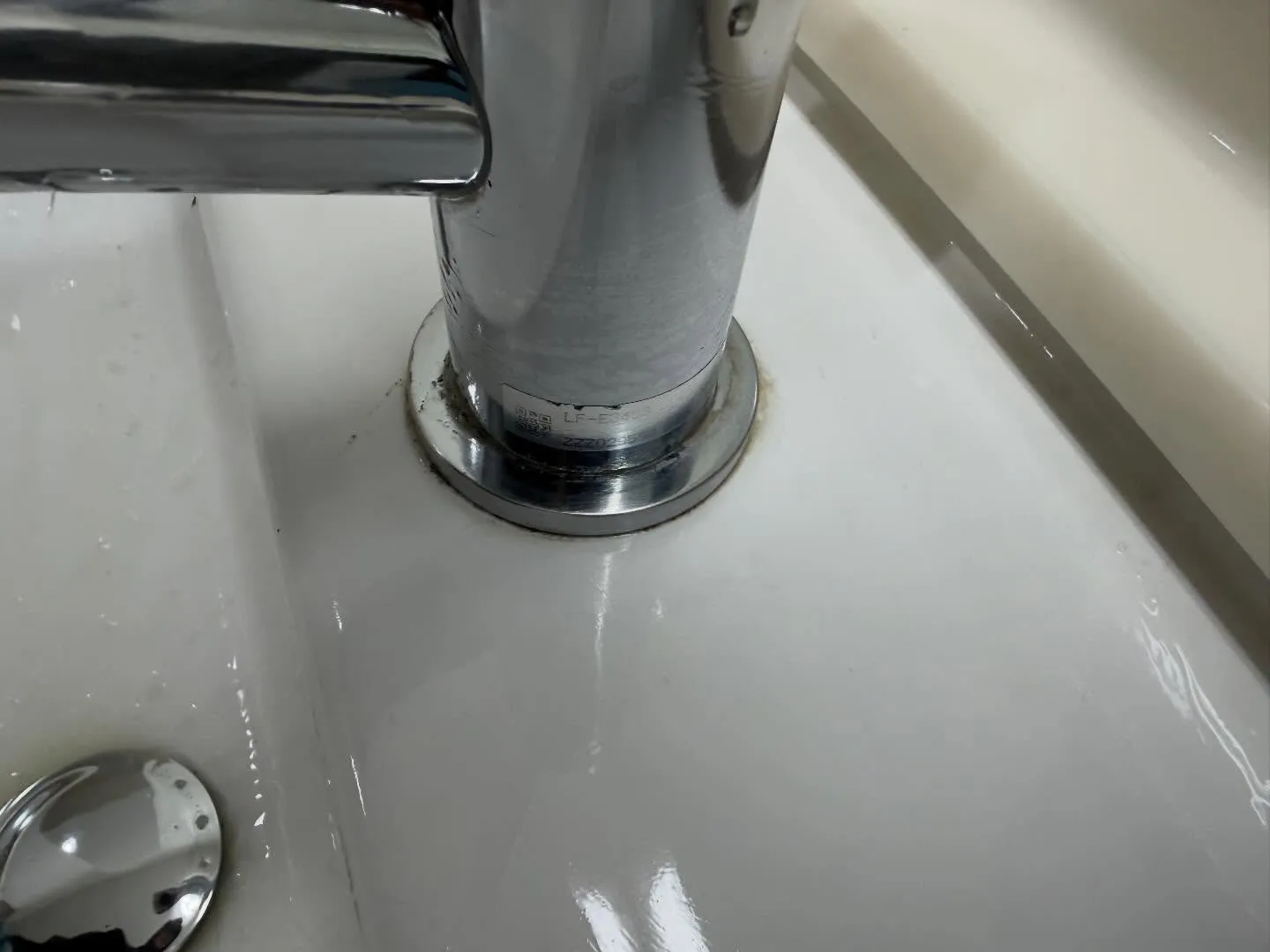 こんにちわ!汚れに厳しく、人に優しいスミレです!