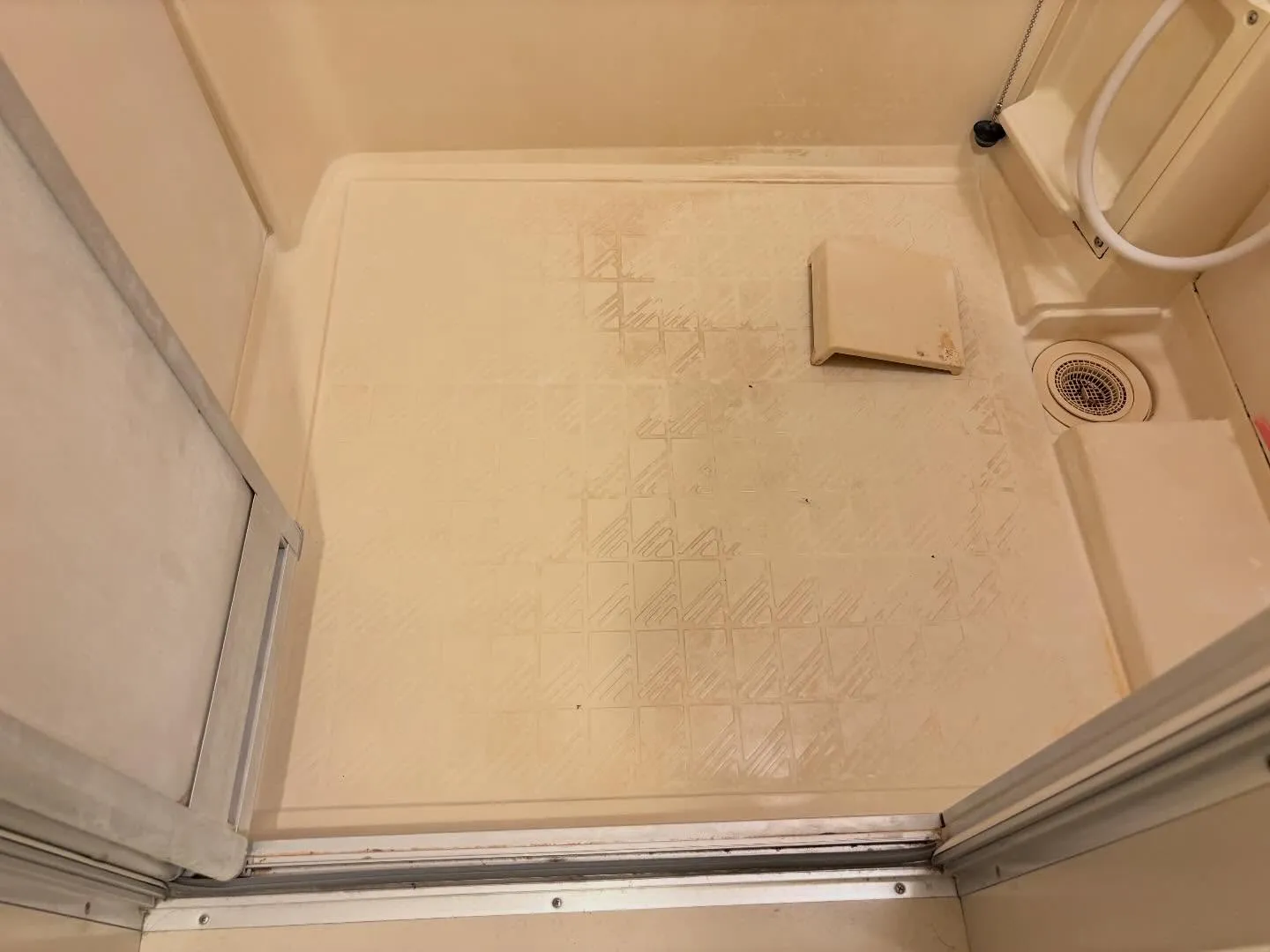 ピカピカの生活、始めませんか？忙しい日々の中で、お家の掃除が...