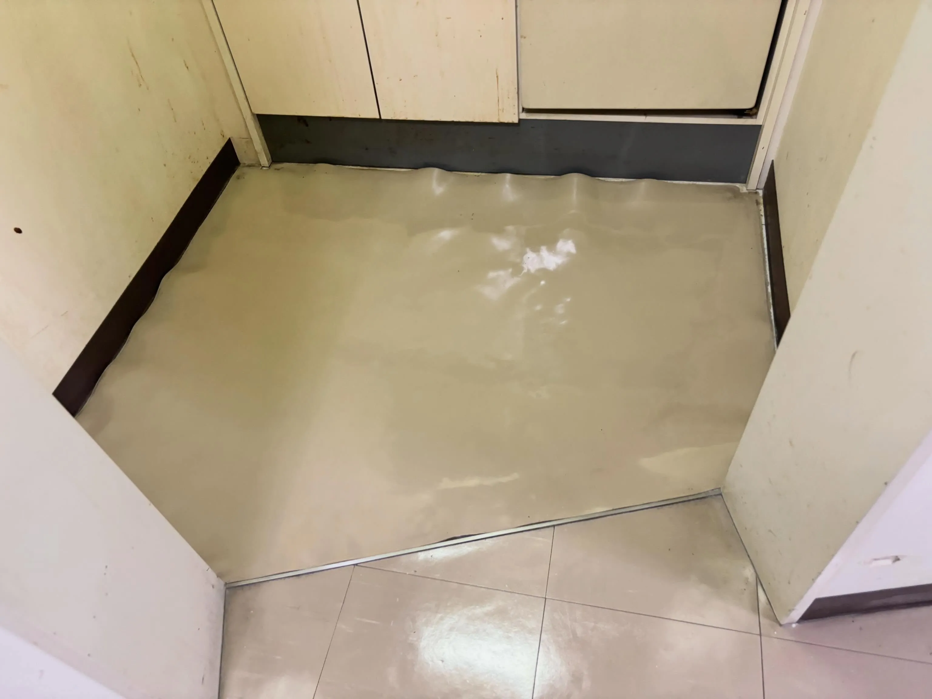 床の輝き、気持ちも一新。