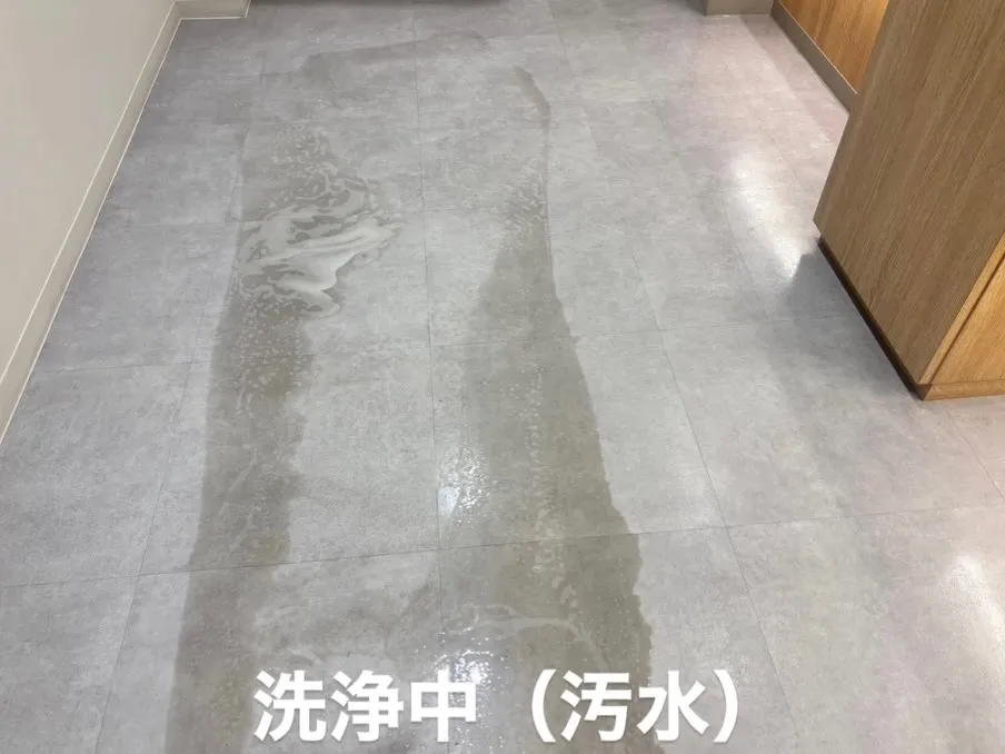 前回の床の別の場所を今日は投稿します！！