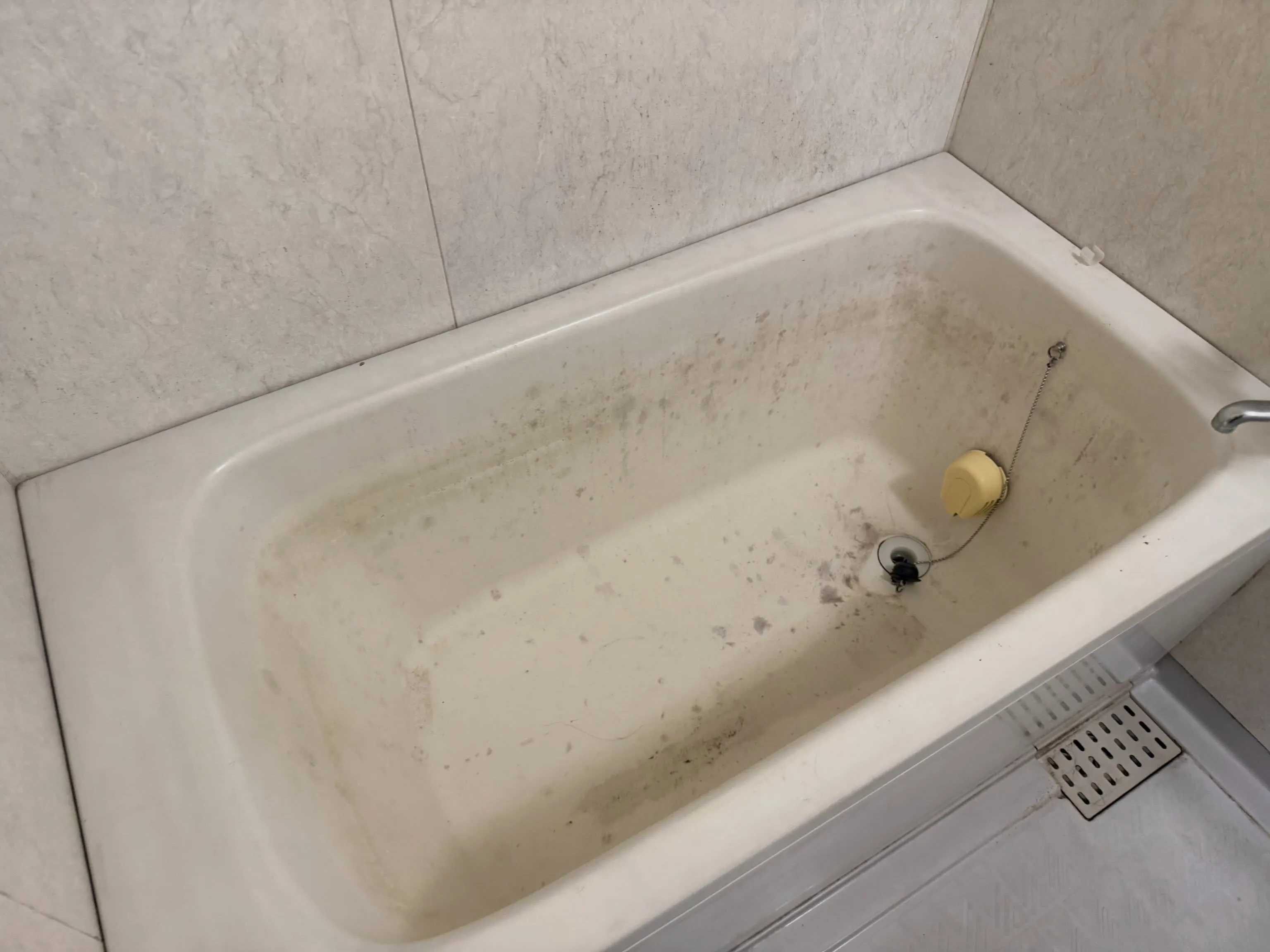 お風呂の掃除はお任せください。
