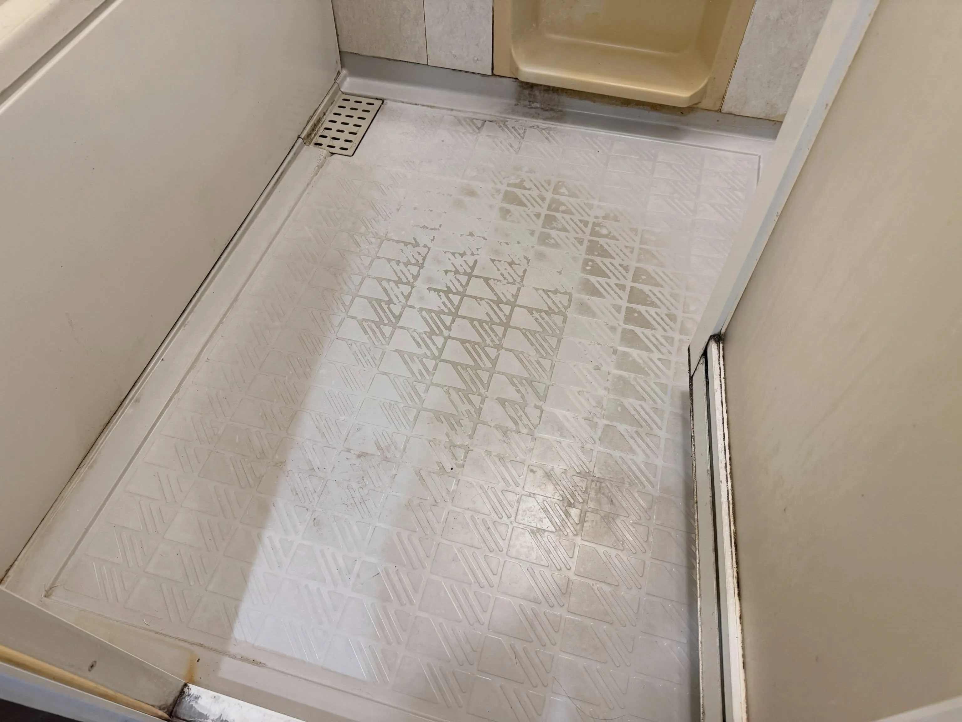 お風呂の掃除はお任せください。