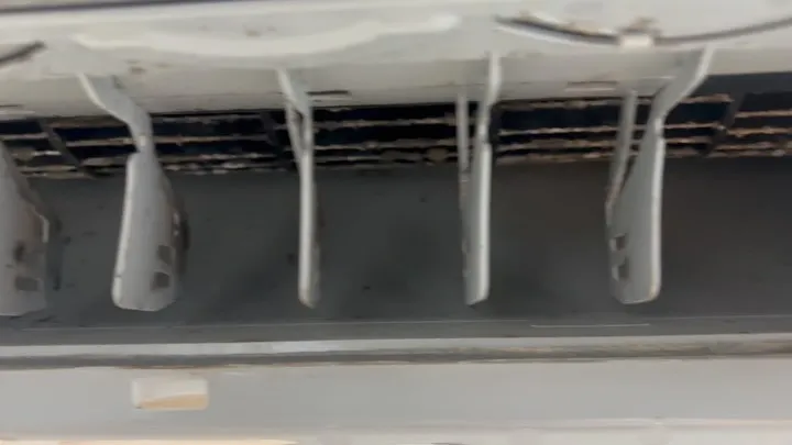 エアコン清掃の専門サービス、試してみませんか？家でもオフィス...